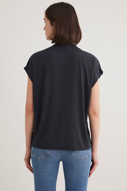 Kadın Kolsuz Penye Üst 1612250-900 Siyah - Thumbnail