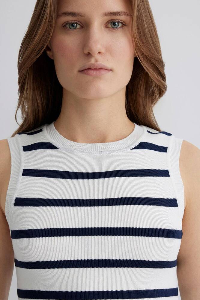 Kadın Kolsuz Triko 1710672-86625 Lacivert 