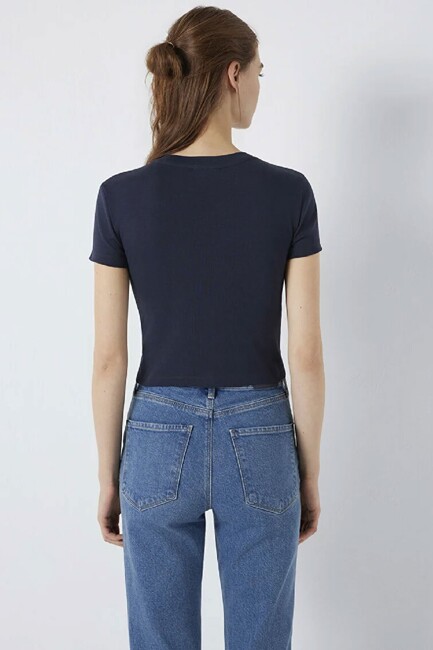 Kadın Logo Baskılı Tişört 1613848-85315 Lacivert - Thumbnail