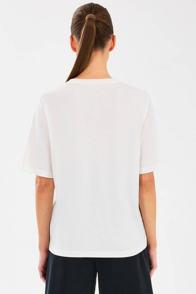 Kadın Lounge Regular Tişört S2510327-102 Ekru 