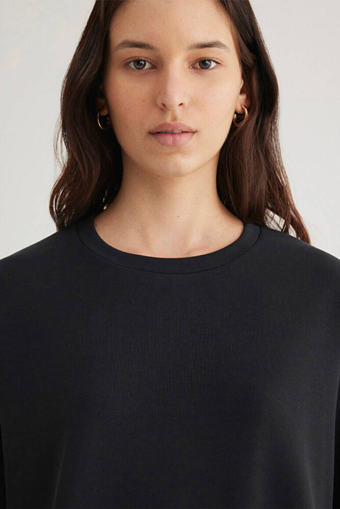 Kadın Oversize Sweat 168837-900 Siyah 