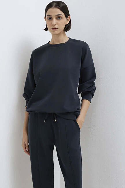 Kadın Oversize Sweat 168837-900 Siyah (2)