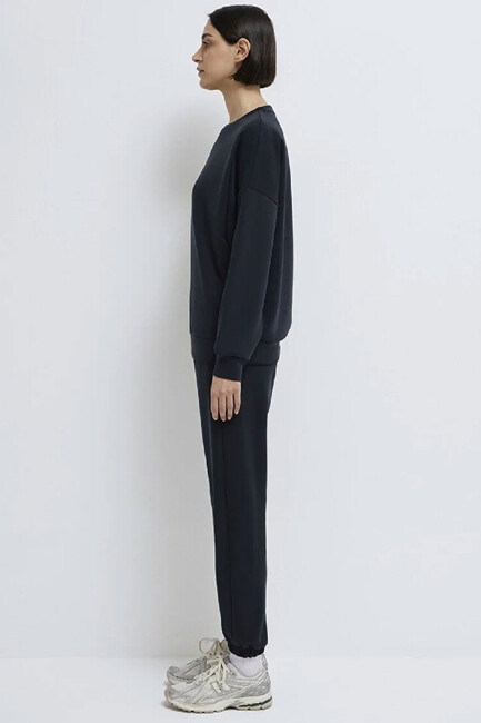 Kadın Oversize Sweat 168837-900 Siyah - Thumbnail