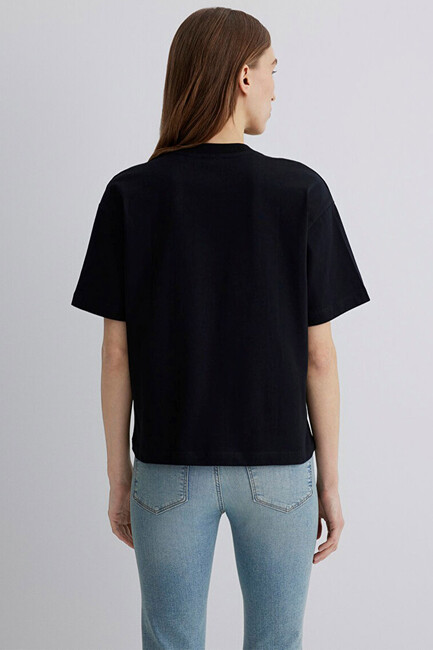 Kadın M Baskılı Tişört 1613225-900 Siyah - Thumbnail