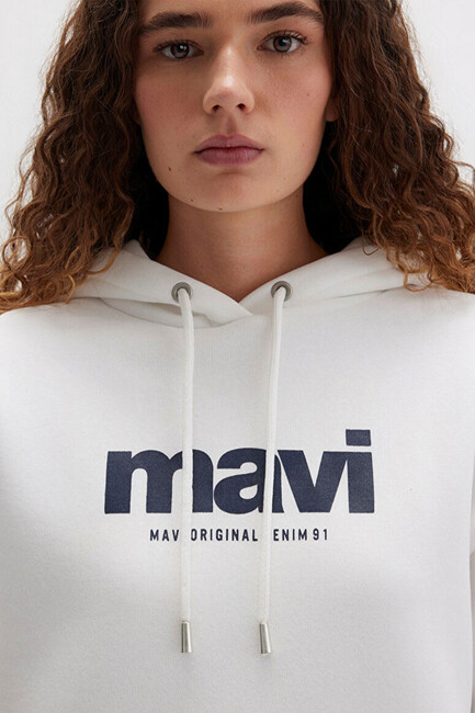 Kadın Mavi Logo Baskılı Kapüşonlu Sweat 168334-81964 Beyaz - Thumbnail