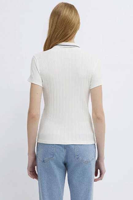 Kadın Modelli Polo Tişört 1613944-70057 Ekru - Thumbnail