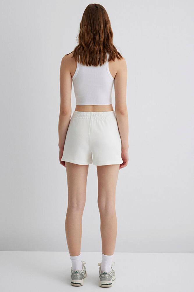 Kadın Örme Şort 1410155-70000 Beyaz 