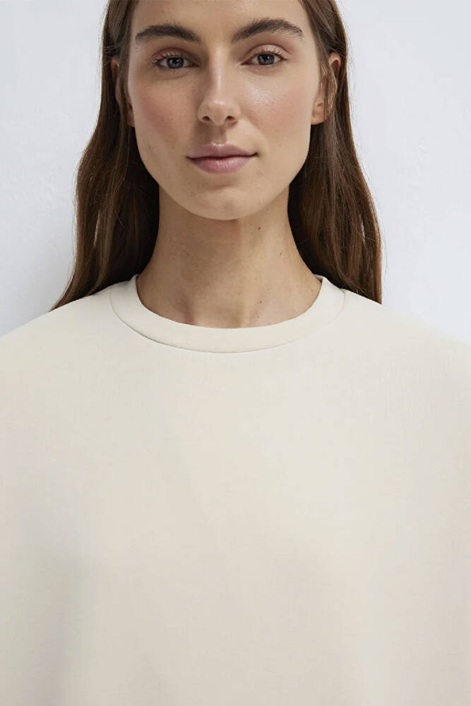 Kadın Oversize Sweat 168837-70065 Ekru 