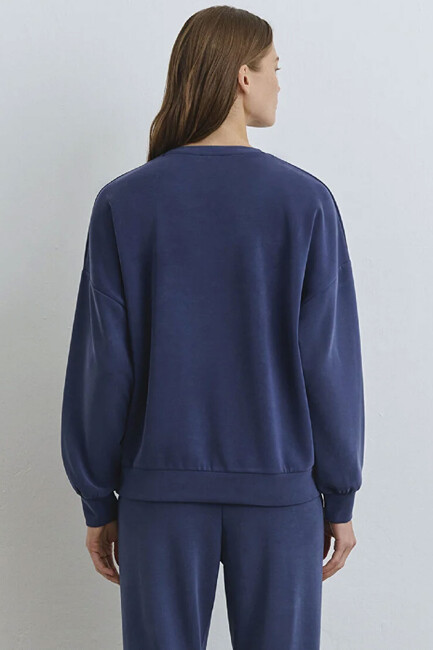 Kadın Oversize Sweat 168837-70491 Lacivert (3)