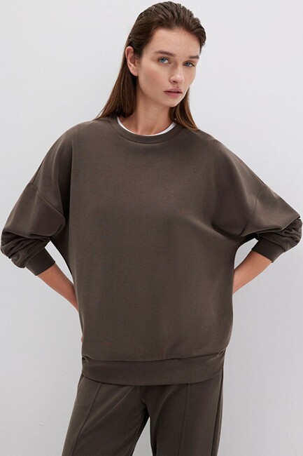 Kadın Oversize Sweat 168837-90707 Kahve (2)