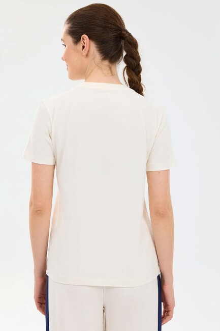 Kadın Regular Fit Graphic Tişört S2610057-3855 Beyaz (3)