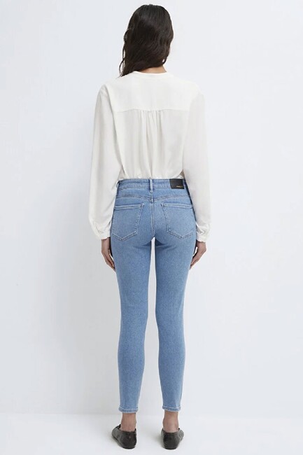 Kadın Tess Gold Premium Jean Pantolon 100328-A1550 Mavi - Thumbnail
