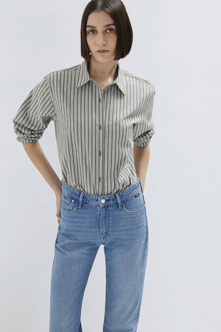 Kadın Uzun Kollu Dokuma Gömlek 1211386-85171 Yeşil (1)