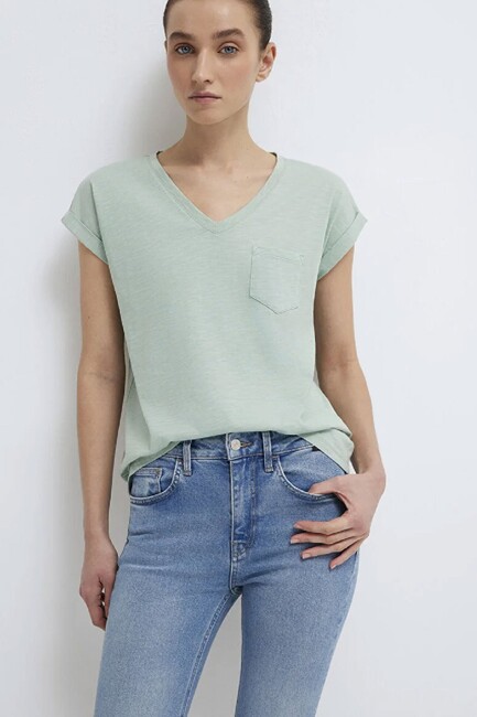 Kadın V Yaka Basic Tişört 1600961-71780 Yeşil (1)