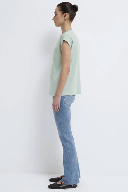 Kadın V Yaka Basic Tişört 1600961-71780 Yeşil - Thumbnail