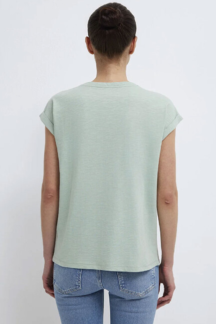 Kadın V Yaka Basic Tişört 1600961-71780 Yeşil - Thumbnail