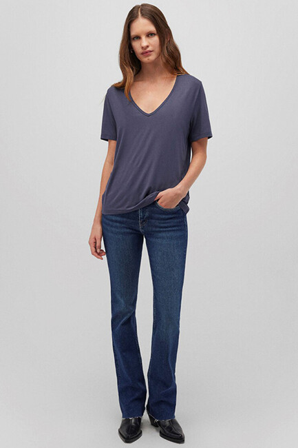 Kadın V Yaka Basic Tişört 1612381-87111 Lacivert (3)