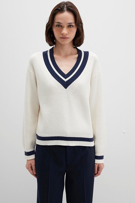 Kadın V Yaka Kazak 1710705-70057 Beyaz - Thumbnail