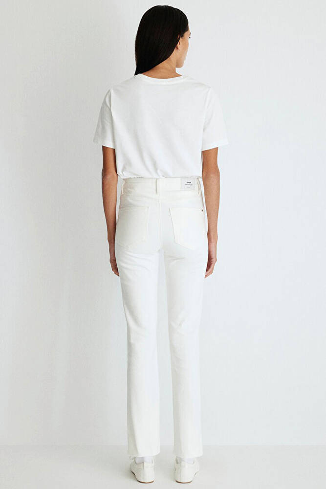 Kadın Viola Mavi Premium Jean Pantolon 101048-86478 Beyaz 