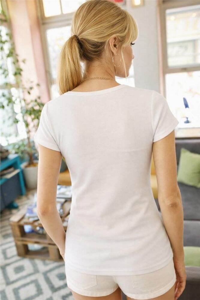 Kadın Yakası Düğme Detaylı Tişört 26Y0191K1 Beyaz 