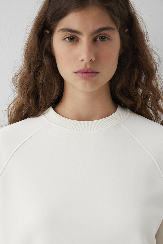 Kadın Yuvarlak Yaka Basıc Sweat 1S10578-70049 Ekru 