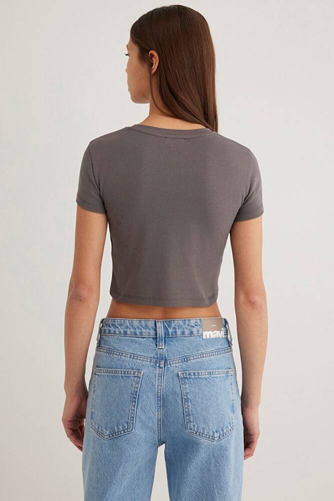 Kadın Yuvarlak Yaka Basic Tişört 1600814-70095 Gri 