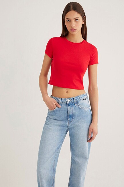 Kadın Yuvarlak Yaka Basic Tişört 1600814-70467 Kırmızı (2)