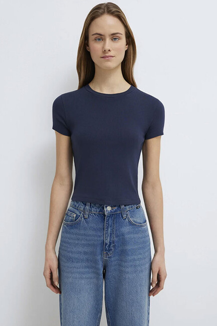 Kadın Yuvarlak Yaka Basic Tişört 1600814-85315 Lacivert - Thumbnail