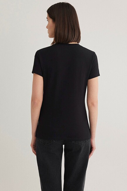 Kadın Yuvarlak Yaka Basic Tişört 162767-900 Siyah - Thumbnail