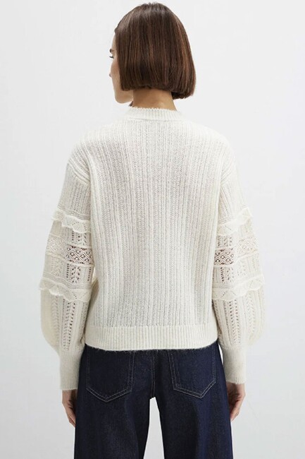 Kadın Yuvarlak Yaka Kazak 1710881-80194 Ekru - Thumbnail