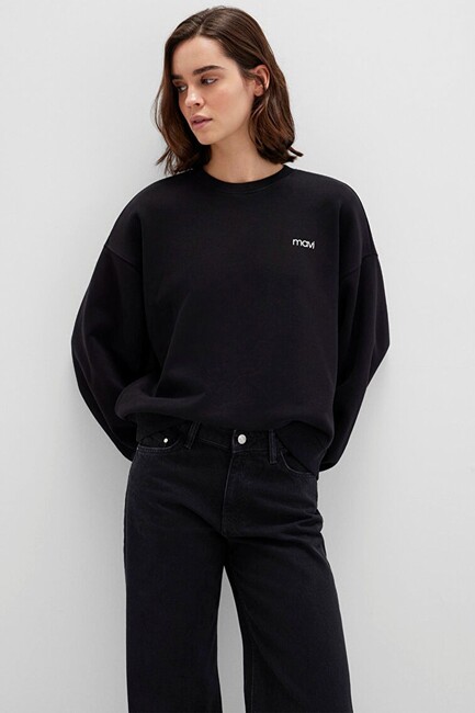 Kadın Yuvarlak Yaka Logo Sweat 1S10490-900 Siyah (3)