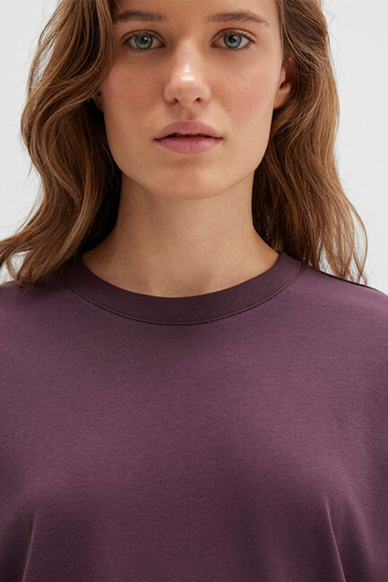 Kadın Yuvarlak Yaka Tişört 1600955-70434 Bordo - Thumbnail