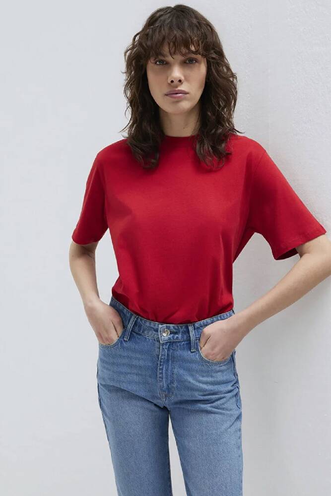 Kadın Yuvarlak Yaka Tişört 1600955-86417 Kırmızı 