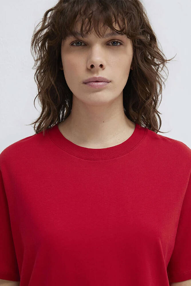 Kadın Yuvarlak Yaka Tişört 1600955-86417 Kırmızı 