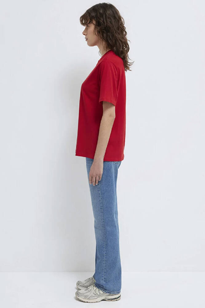 Kadın Yuvarlak Yaka Tişört 1600955-86417 Kırmızı 