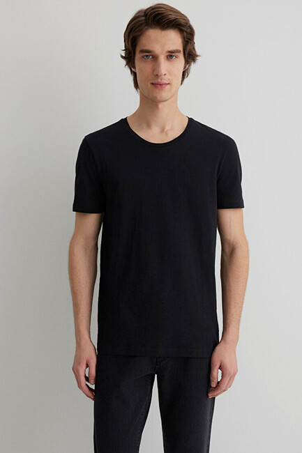 Mavi Erkek Logo Tişört 064681-900 Siyah (3)