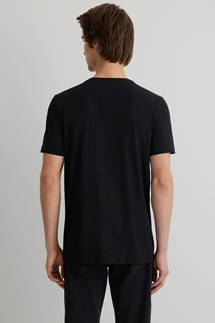 Mavi Erkek Logo Tişört 064681-900 Siyah - Thumbnail