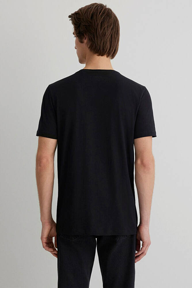 Mavi Erkek Logo Tişört 064681-900 Siyah 