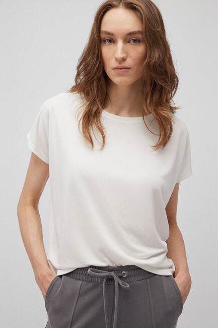 Mavi Kadın Kısa Kol Penye Tshırt 167245-25705 Kırık Beyaz (1)