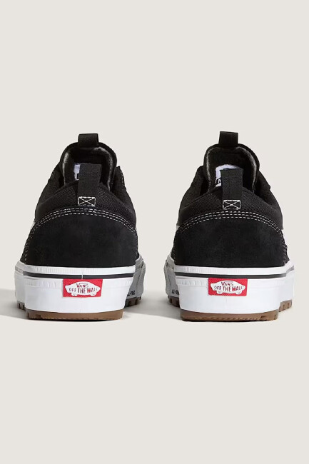 Vans Kadın Old Skool Waterproof Insulated Ayakkabı VN000DAZBA21 Siyah  - 4